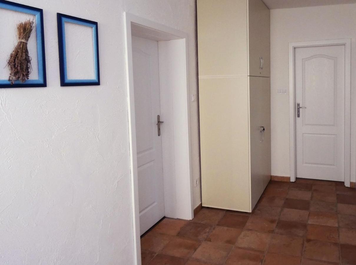 Angelina Vendeghaz Appartement Tarcal Buitenkant foto